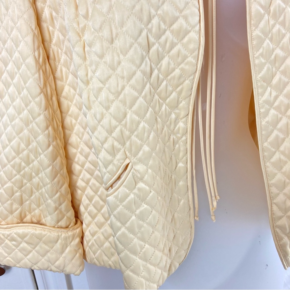 Vintage Barbizon Satin Quilted Bed Jacket 1950's Puffett - Picture 17 of 17